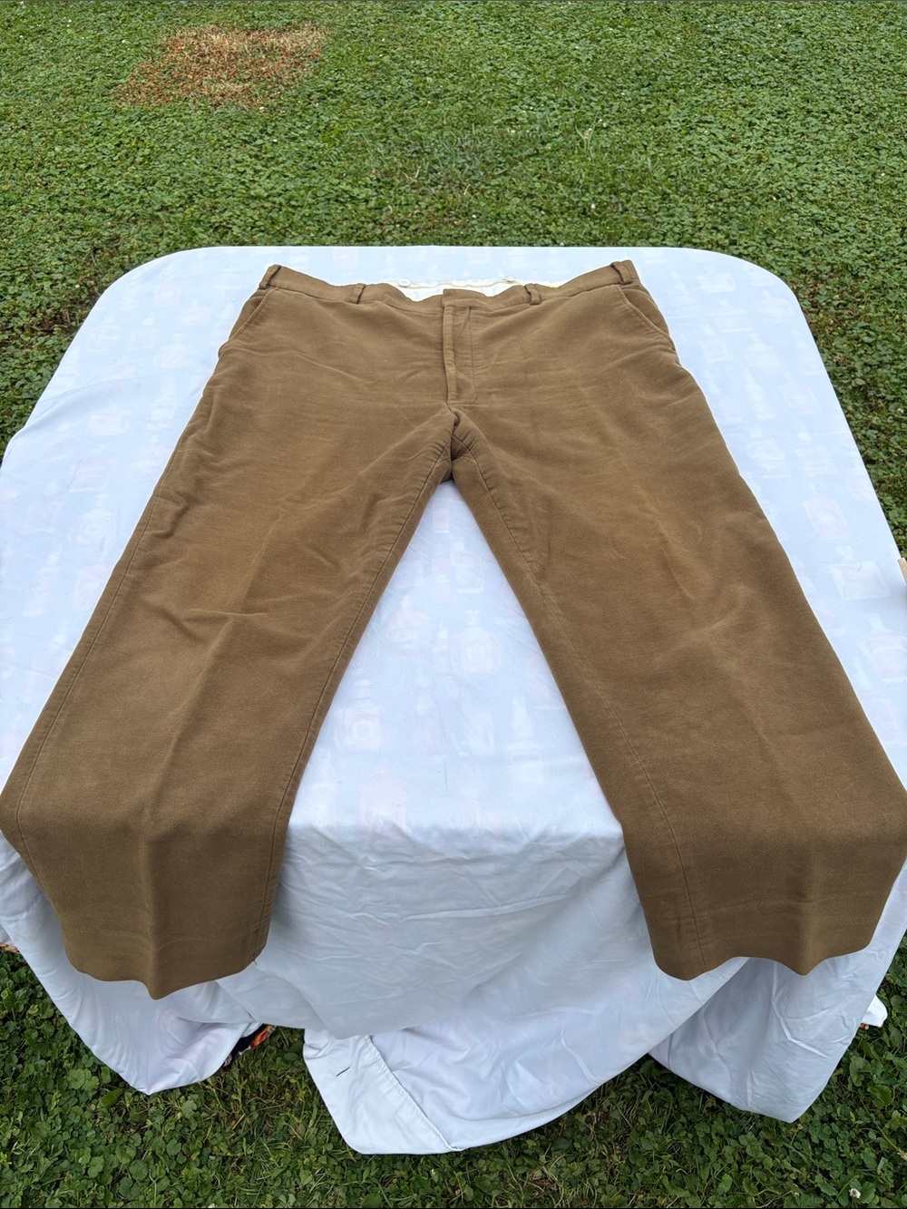 Cordings- Classic British Menswear Heavy Cotton Moleskin Chinos